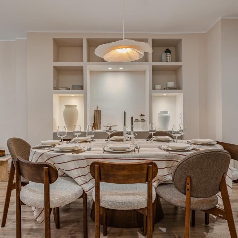 Comfortable and spacious flat in Barcelona - Three-Bedroom Apartment - 8