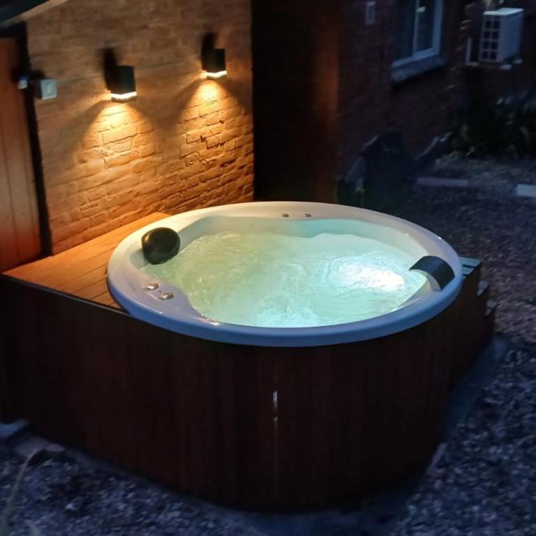 El Chañar - Suite con bañera de hidromasaje y cama grande - 1