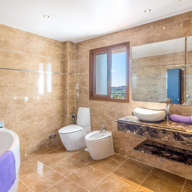 Amazing Home In Mijas Costa - Casa de vacaciones de 5 dormitorios - 3