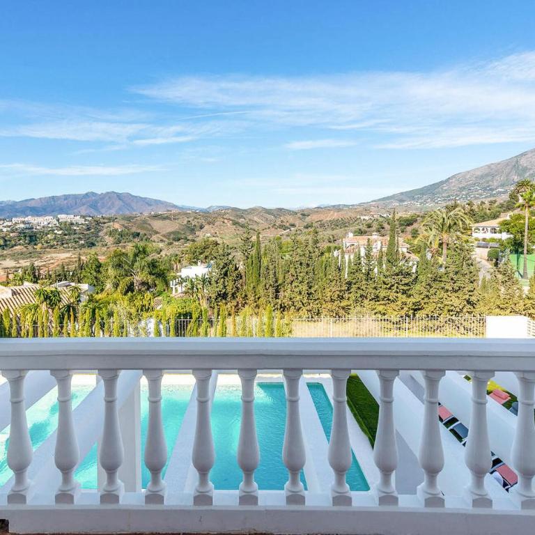 Amazing Home In Mijas Costa - Casa de vacaciones de 5 dormitorios - 4