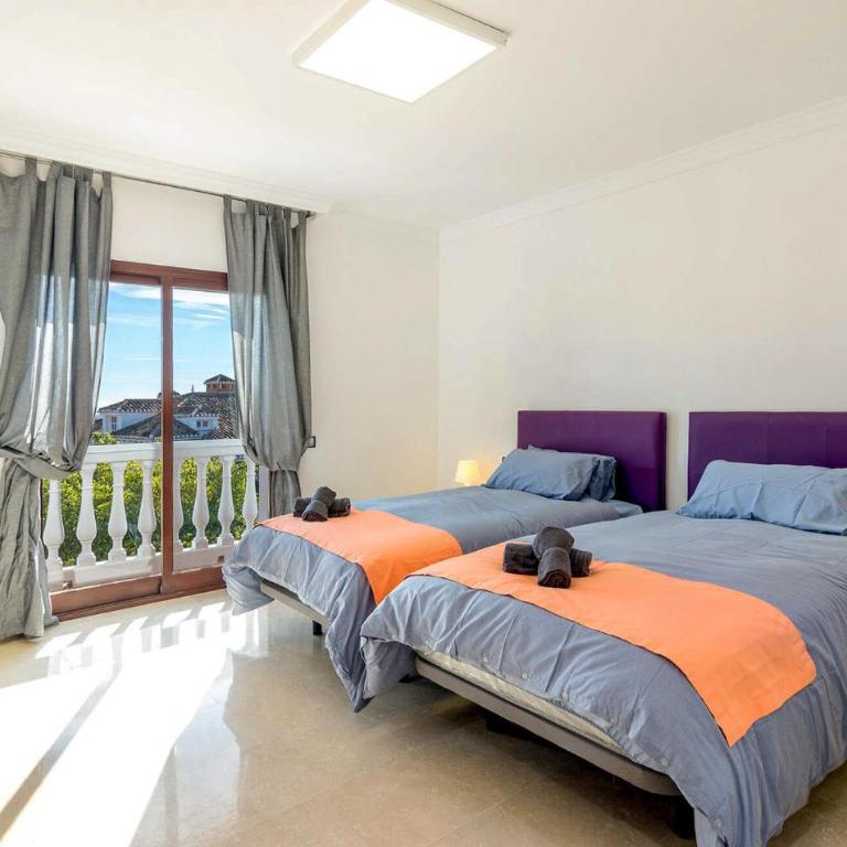 Amazing Home In Mijas Costa - Casa de vacaciones de 5 dormitorios - 7