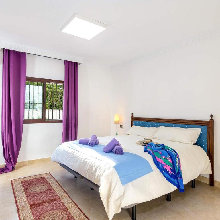 Amazing Home In Mijas Costa - Casa de vacaciones de 5 dormitorios - 9