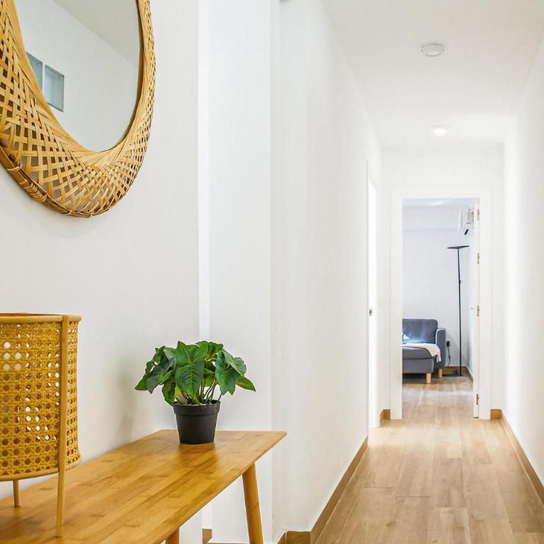 Lovely Apartment In Almeria With Wifi - Apartamento de 3 dormitorios - 11