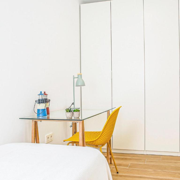 Lovely Apartment In Almeria With Wifi - Apartamento de 3 dormitorios - 15