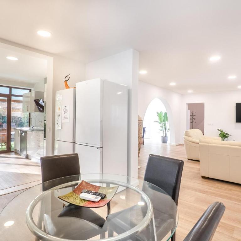 Es Castellet - Casa de vacaciones de 5 dormitorios - 4