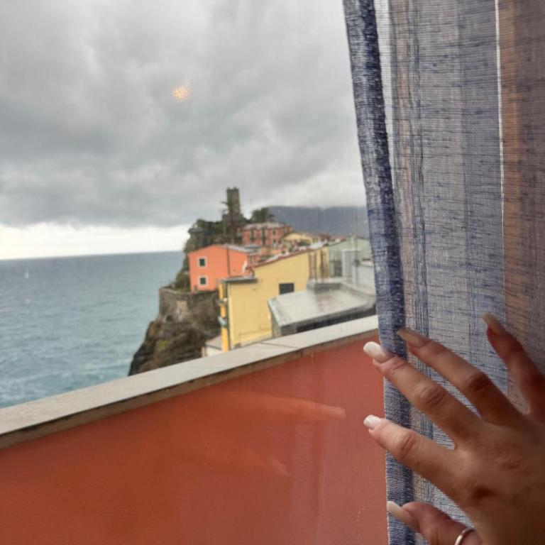 Affittacamere Elisabetta - Camera Matrimoniale con Balcone e Vista Mare - 15