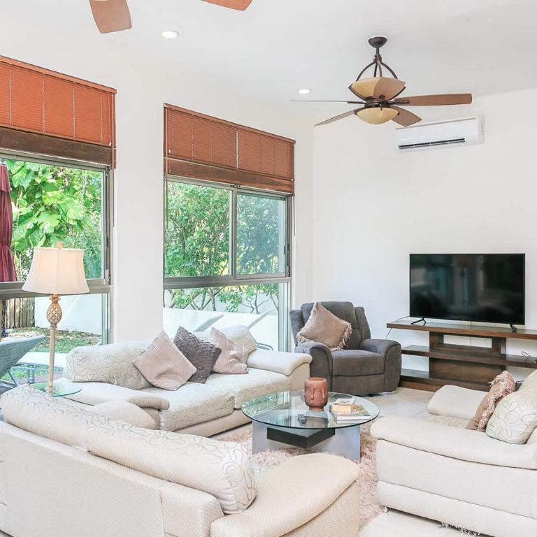 Playacar Villa with Pool Near Beach & 5th Avenue - Villa avec Piscine Privée - 3