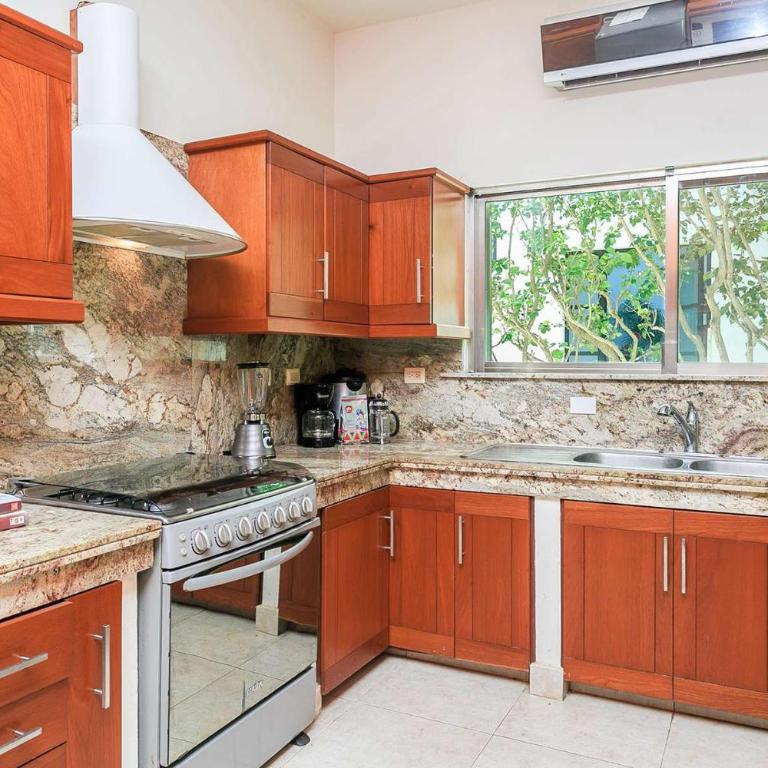 Playacar Villa with Pool Near Beach & 5th Avenue - Villa avec Piscine Privée - 9