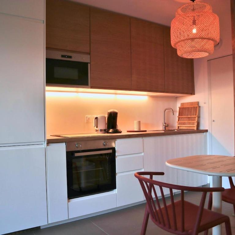 Appartement à 150m de la Mer - Le Bel Azur - Two-Bedroom Apartment - 10