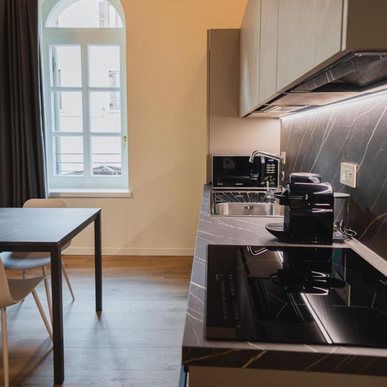 Palazzo San Pietro - Appartamento con 2 Camere da Letto e Balcone - 16