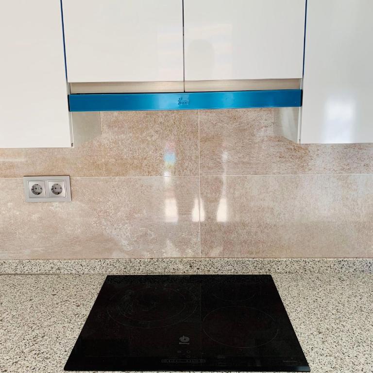 Home Avenida Salou - Two-Bedroom Apartment - 11