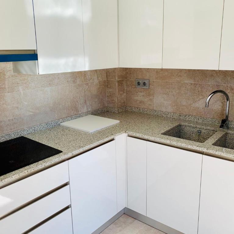 Home Avenida Salou - Two-Bedroom Apartment - 10