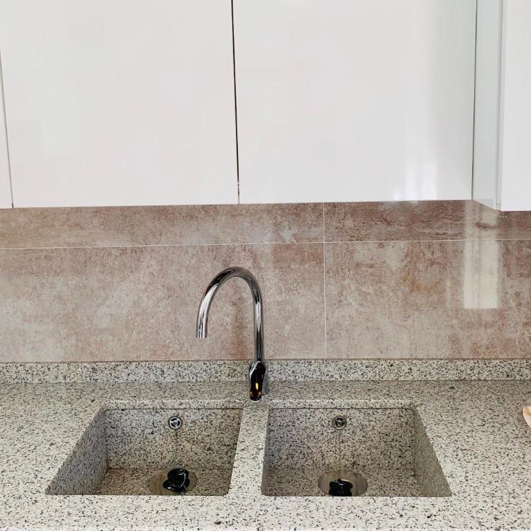 Home Avenida Salou - Two-Bedroom Apartment - 13