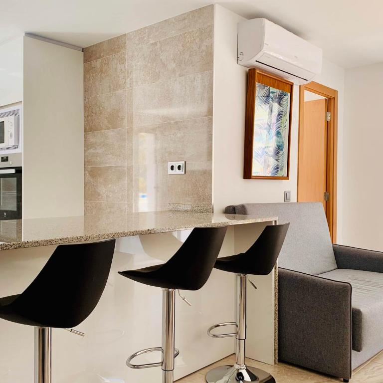 Home Avenida Salou - Two-Bedroom Apartment - 3