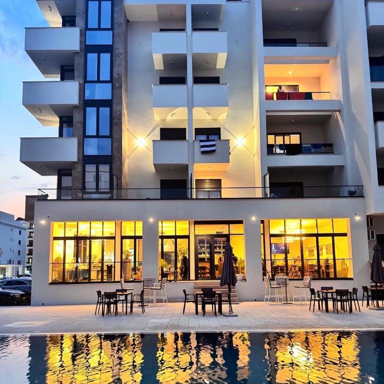Cataleya Hotel - Dvokrevetna Soba sa Bračnim Krevetom - 1