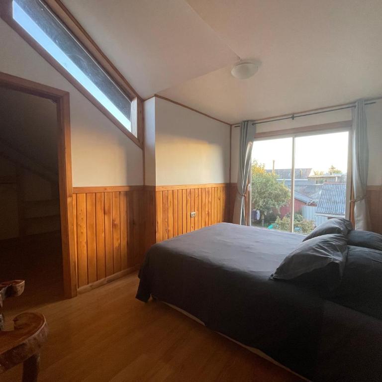 Arriendo amplia casa de 4 habitaciones y 2 baños - Casa de 4 dormitorios - 4