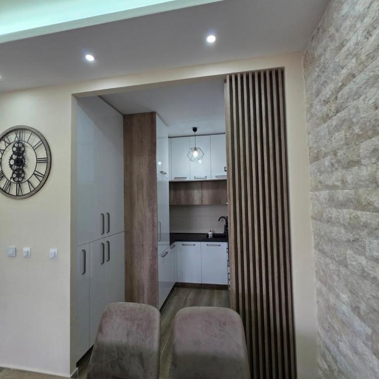 S&M Stan - One-Bedroom Apartment - 11
