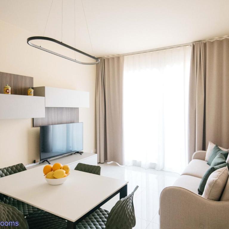Minerva Apartment Azuria & Tulipan Apartment by Taormina Holidays - Two-Bedroom Apartment - 13