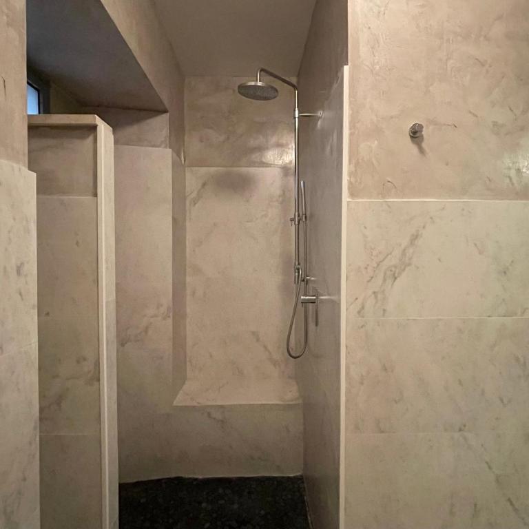 B&B Santi Quattro Al Colosseo - Appartamento Loft con 1 Camera da Letto e Balcone - 7