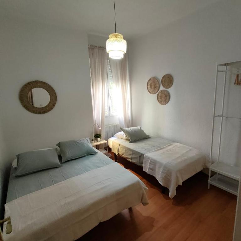 Fernan Gonzalez Street, Private rooms - Triple Room - 3