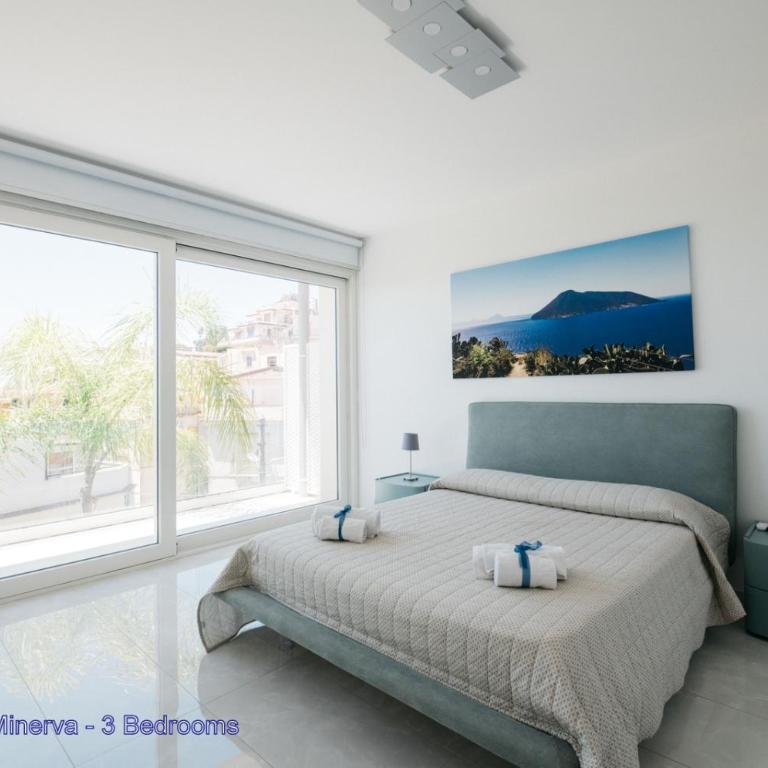 Minerva Apartment Azuria & Tulipan Apartment by Taormina Holidays - Three-Bedroom Apartment - 4