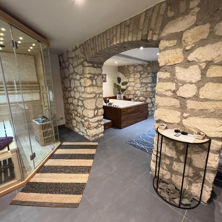 Appart Spa Privatif - One-Bedroom Apartment with Spa Bath - 3