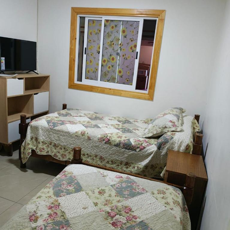 hostal sebastian - Three-Bedroom House - 6