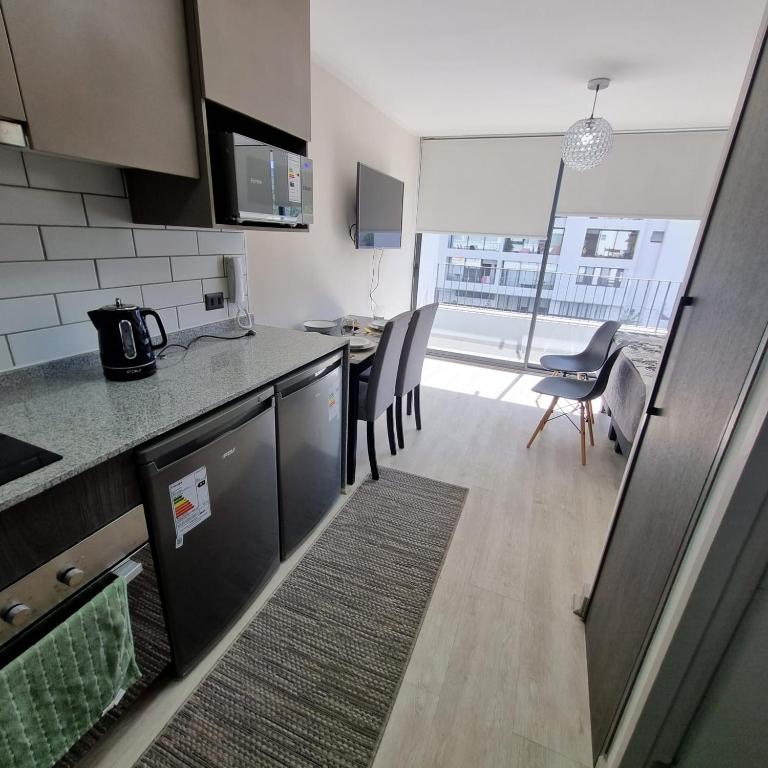 Frente a Hospital U de Chile - One-Bedroom Apartment - 9