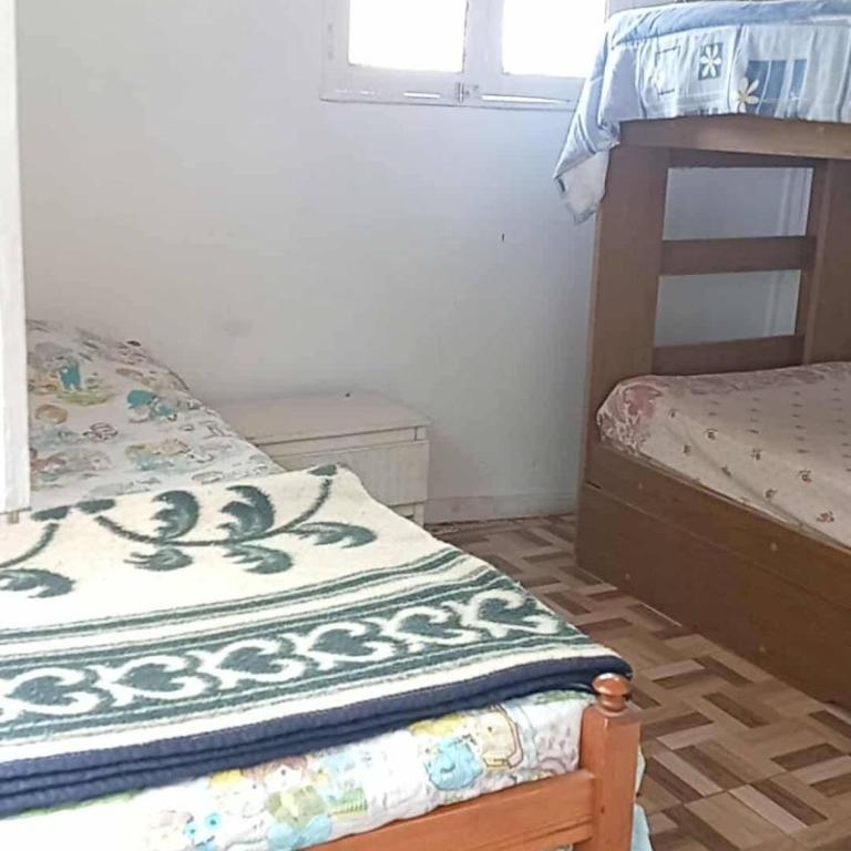 Departamento interior centro de el tabo - Three-Bedroom Apartment - 8