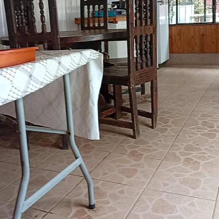 Departamento interior centro de el tabo - Three-Bedroom Apartment - 9