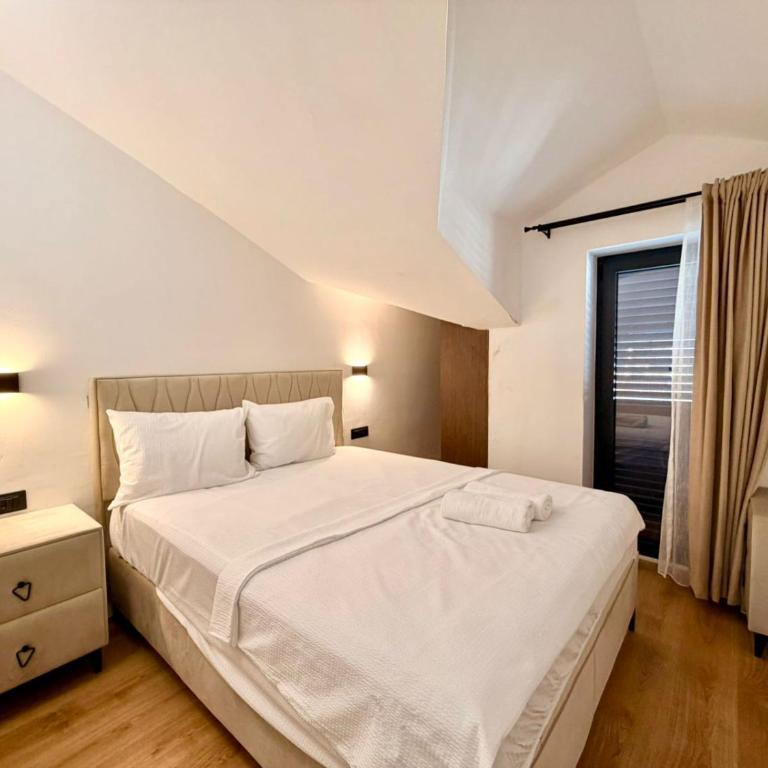 Urban Apartments Babilonija - Apartman sa 2 Spavaće Sobe i Balkonom - 3