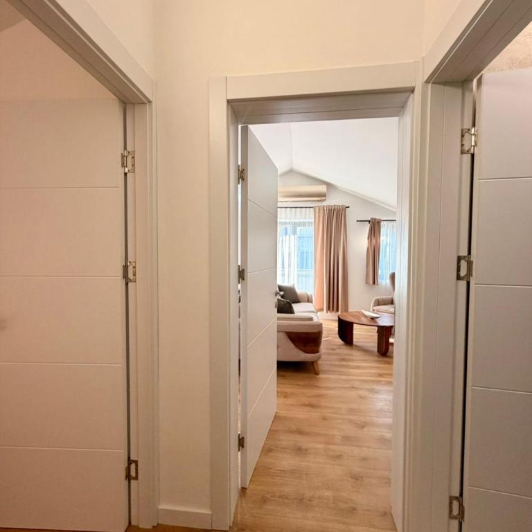 Urban Apartments Babilonija - Apartman sa 2 Spavaće Sobe i Balkonom - 11