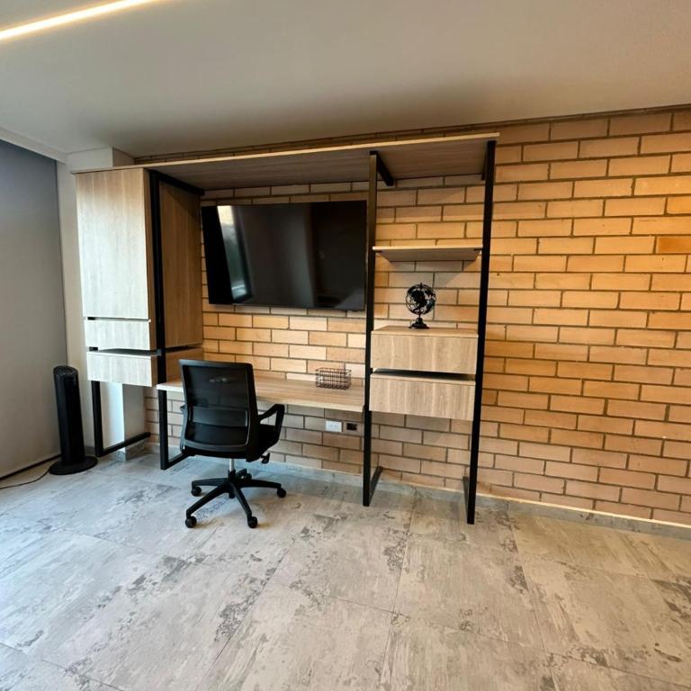Apartaestudio - Two-Bedroom Apartment - 4