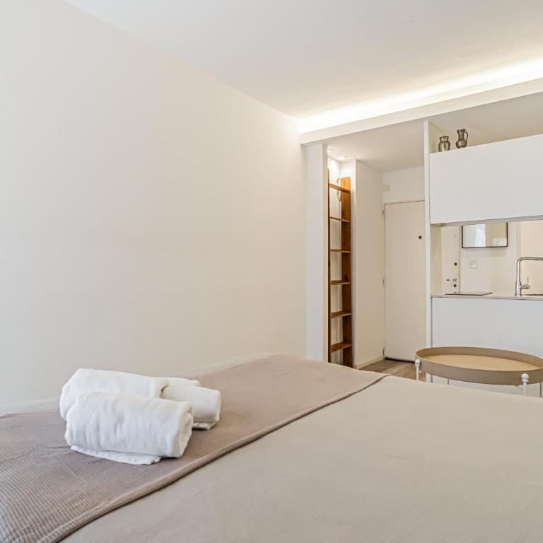 Hestia at Cabello 3300 - Apartment - 4