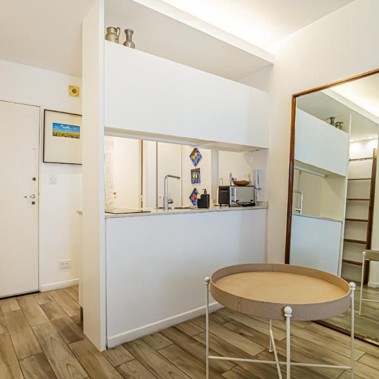 Hestia at Cabello 3300 - Apartment - 6