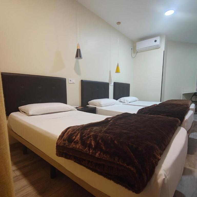 Hostal JQ Madrid 1 - Chambre Triple - 7