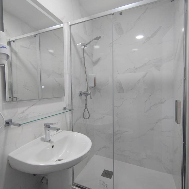 Hostal JQ Madrid 1 - Chambre Double - 9