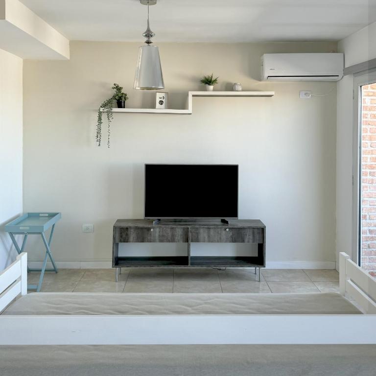 Departamentos amplios y luminosos en zona Leloir - Apartamento Deluxe de 1 dormitorio - 1