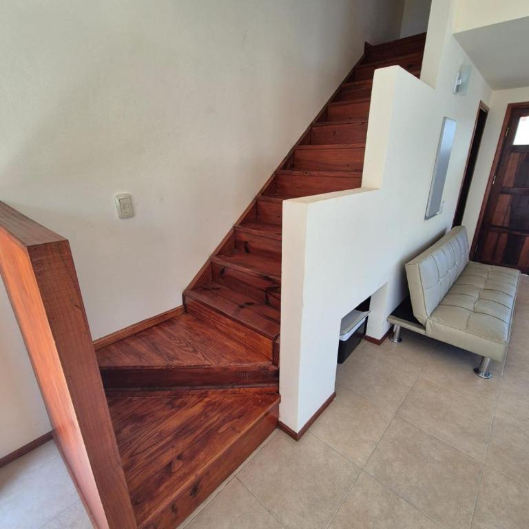 Dúplex con cochera y parrilla cerca de la playa - Two-Bedroom Apartment - 19