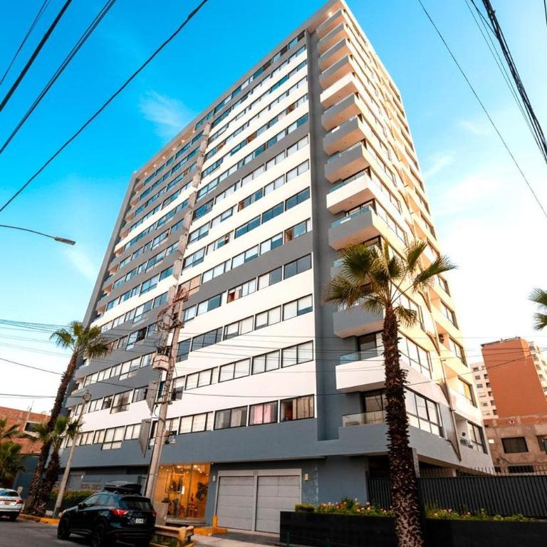 "Oceanfront 2BR, Home Office, Pool, Gym, Sauna, BBQ, Play area and Free Parking" - Two-Room Apartment - 51