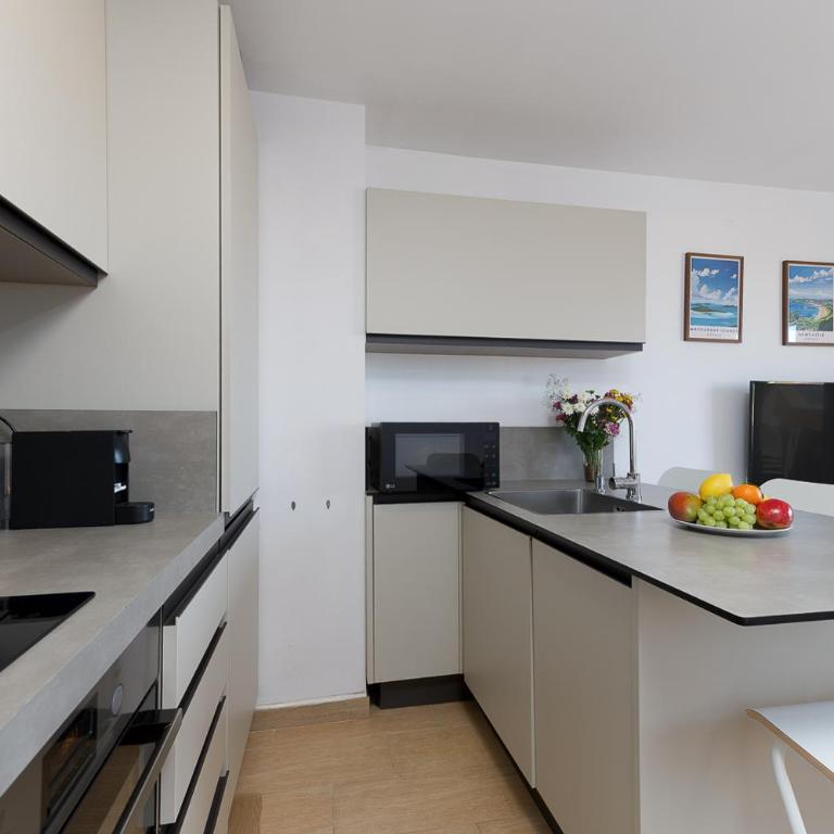 La Marina Penthouse by Tarifa Rent - wifi, AC, parking - Apartamento de 2 dormitorios - 9