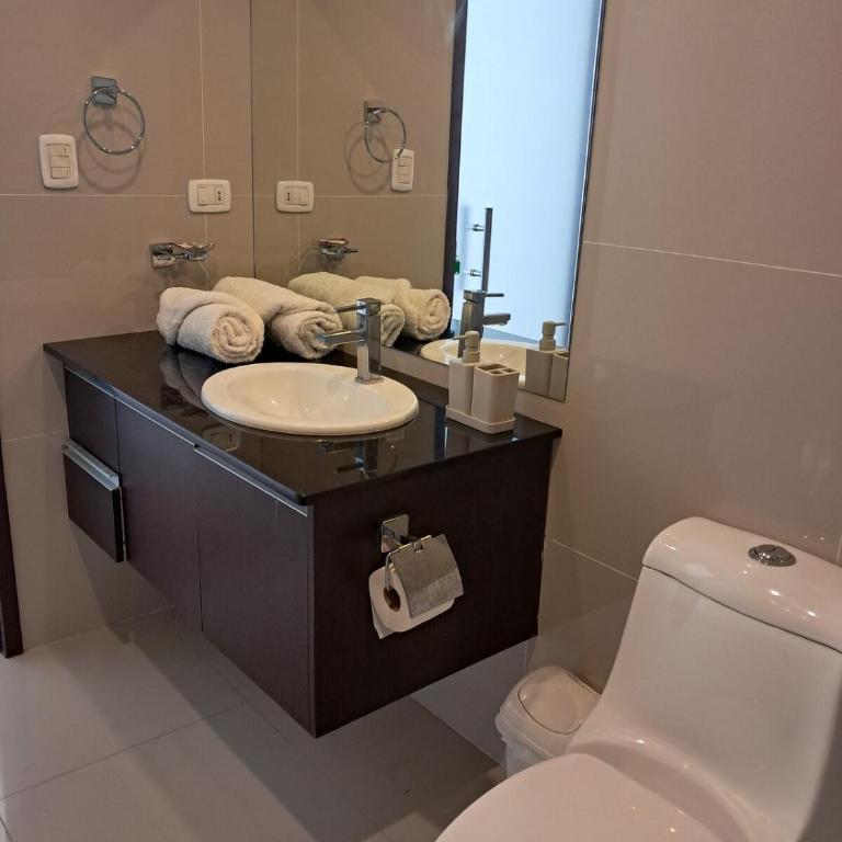 P1A - Departamento confortable cerca al Paseo Aranjuez - One-Bedroom Apartment - 37