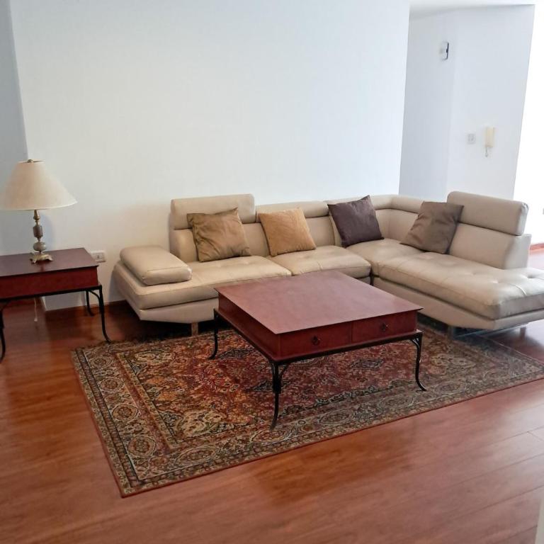 P1A - Departamento confortable cerca al Paseo Aranjuez - One-Bedroom Apartment - 42