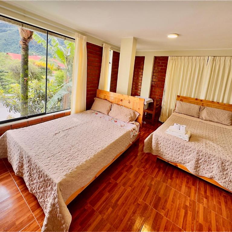 Casa Familiar TOVCA Oxapampa - Double Room with Private Bathroom - 5