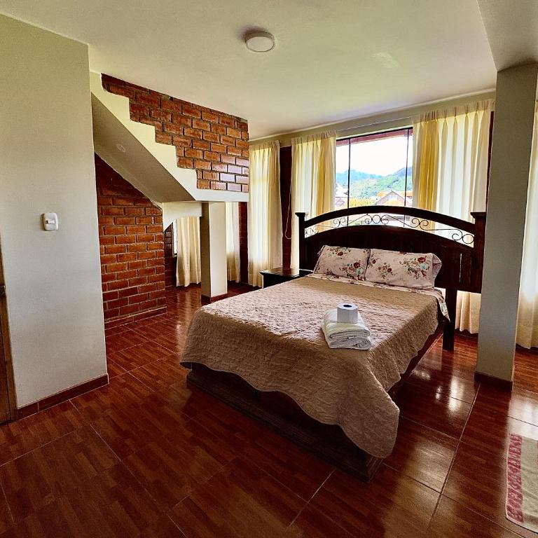 Casa Familiar TOVCA Oxapampa - Double Room with Private Bathroom - 4