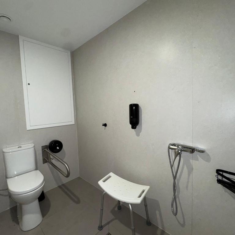 Urban Cube Hostel Granada - Cápsula individual - adaptada - 3