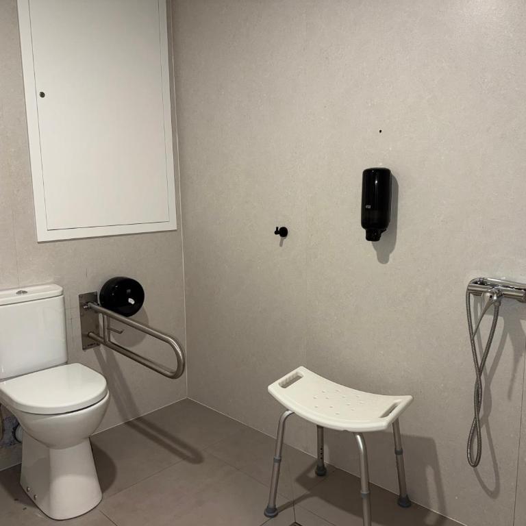Urban Cube Hostel Granada - Cápsula individual - adaptada - 4