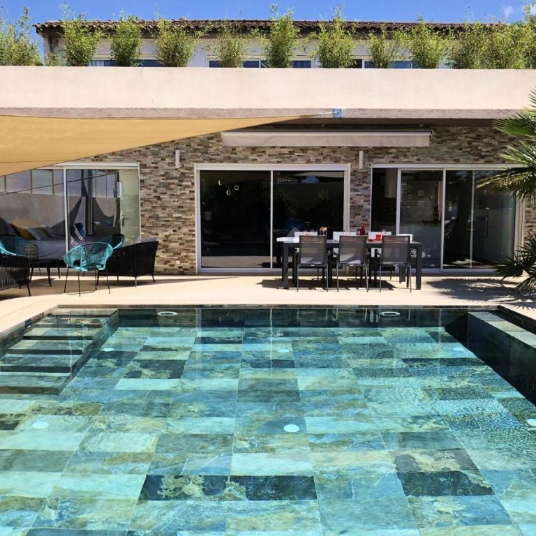 Résidence Villa impasse Paul Signac - maeva Home - Villa avec piscine et jacuzzi 6 pièces 10 personnes - Exclusive MAE-9953 - Villa - 53