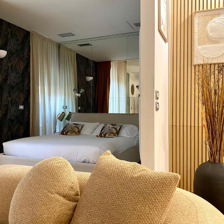 INTOMILAN I Elegant Apartments in Duomo - Loft - 14