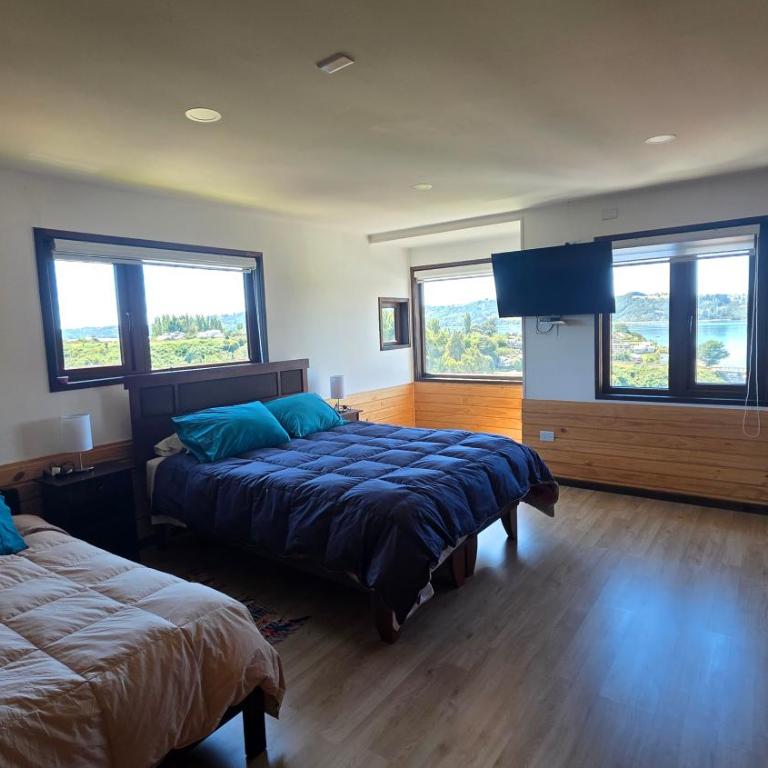 Cabañas y hostal Aurora - Habitación Familiar con vistas al mar - 6